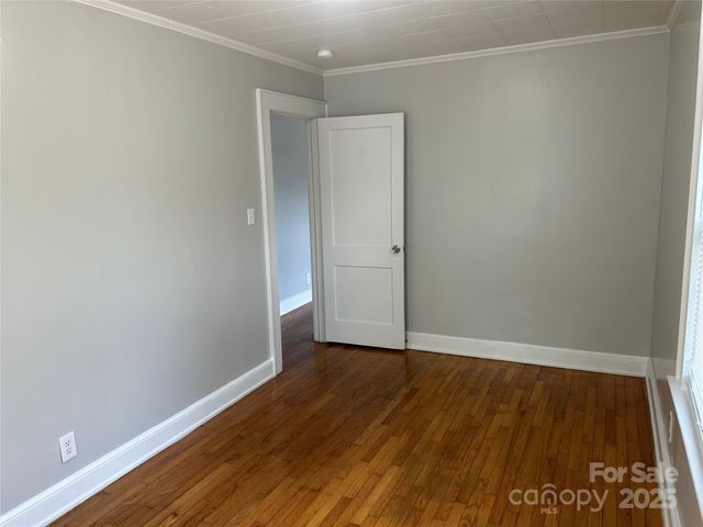 511 6th Street SW, Conover, NC 28613