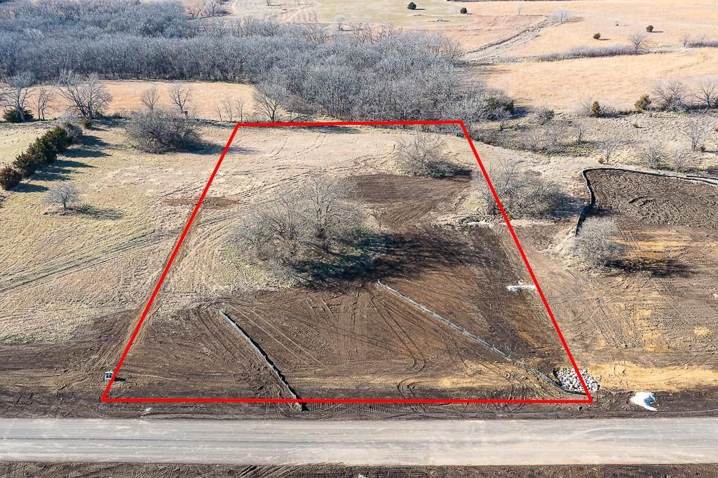 Lot 8 235th Street, Tonganoxie, KS 66086