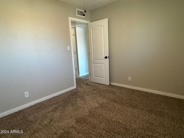 5611 N 79th Street Unit 2, Scottsdale, AZ 85250