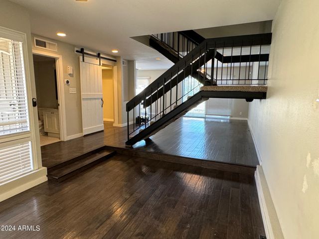 5611 N 79th Street Unit 2, Scottsdale, AZ 85250
