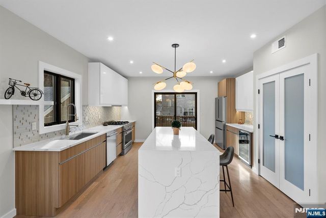 74 Liberty Place 1st Floor, Palisades Park, NJ 07650