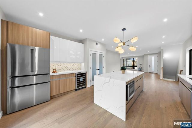 74 Liberty Place 1st Floor, Palisades Park, NJ 07650