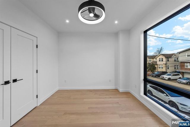 74 Liberty Place 1st Floor, Palisades Park, NJ 07650