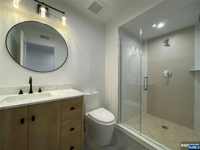 74 Liberty Place 1st Floor, Palisades Park, NJ 07650