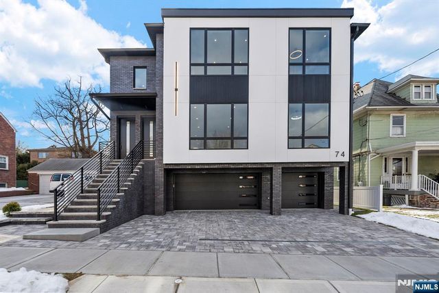 74 Liberty Place 1st Floor, Palisades Park, NJ 07650