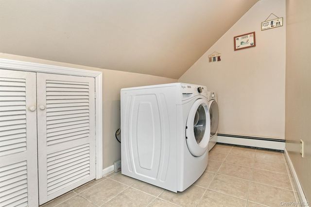 232 Old Farm Road, Levittown, NY 11756