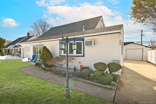 232 Old Farm Road, Levittown, NY 11756