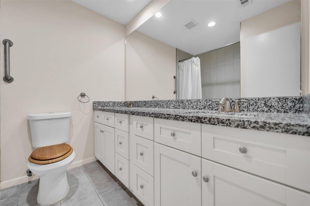 43 Pecan Lane, Dayton, TX 77535