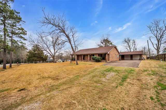43 Pecan Lane, Dayton, TX 77535
