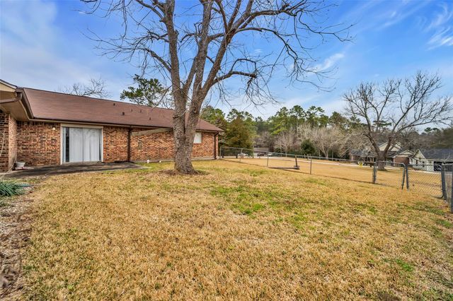 43 Pecan Lane, Dayton, TX 77535