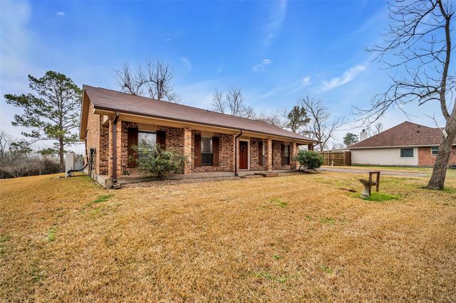 43 Pecan Lane, Dayton, TX 77535