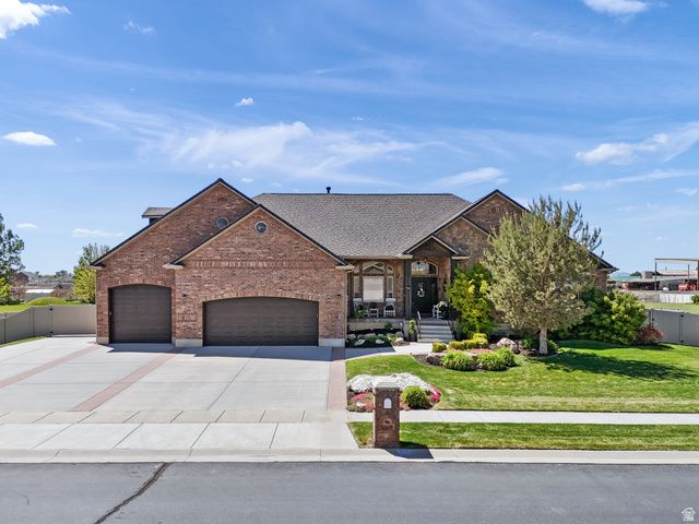 1909 CAMERON DR, West Haven, UT 84401