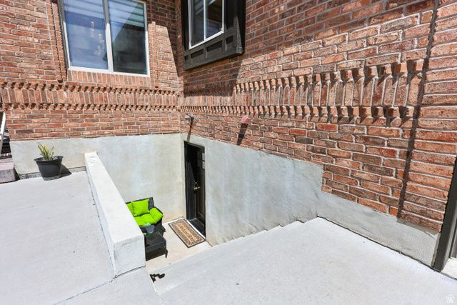 1909 CAMERON DR, West Haven, UT 84401