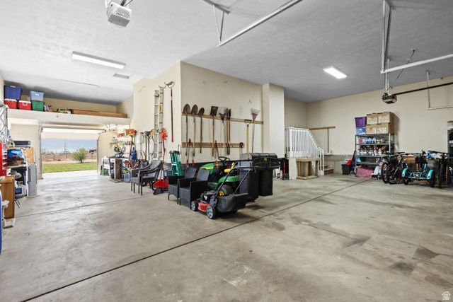 1909 CAMERON DR, West Haven, UT 84401