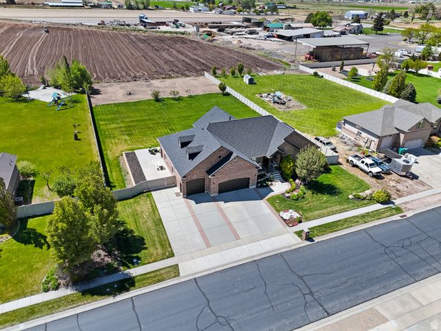 1909 CAMERON DR, West Haven, UT 84401