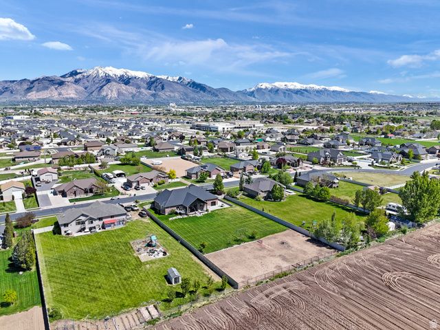 1909 CAMERON DR, West Haven, UT 84401
