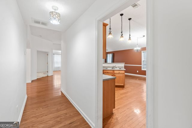 5645 Ashmoore Court, Flowery Branch, GA 30542