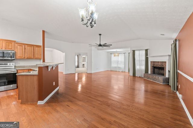 5645 Ashmoore Court, Flowery Branch, GA 30542