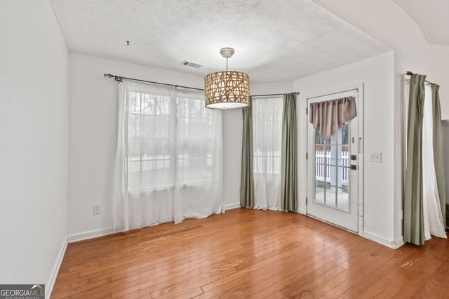 5645 Ashmoore Court, Flowery Branch, GA 30542