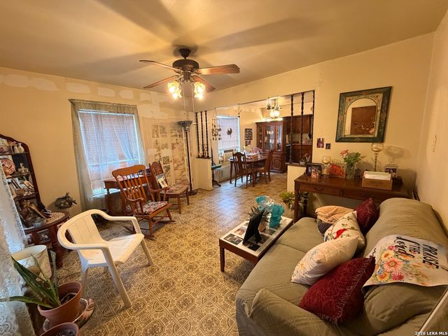 1022 NW 36TH ST, San Antonio, TX 78228