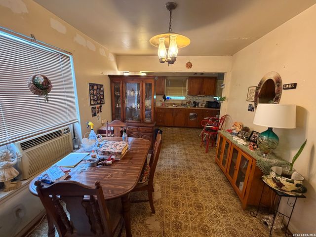 1022 NW 36TH ST, San Antonio, TX 78228