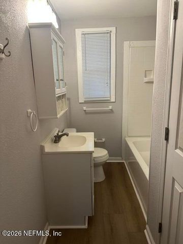 911 PHILLIPS Street C, Jacksonville, FL 32207