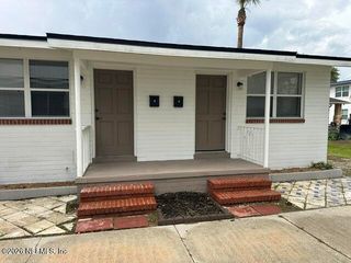 911 PHILLIPS Street C, Jacksonville, FL 32207