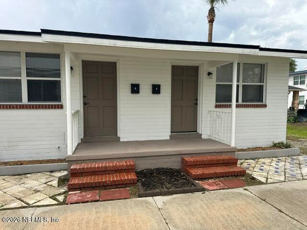 911 PHILLIPS Street C, Jacksonville, FL 32207