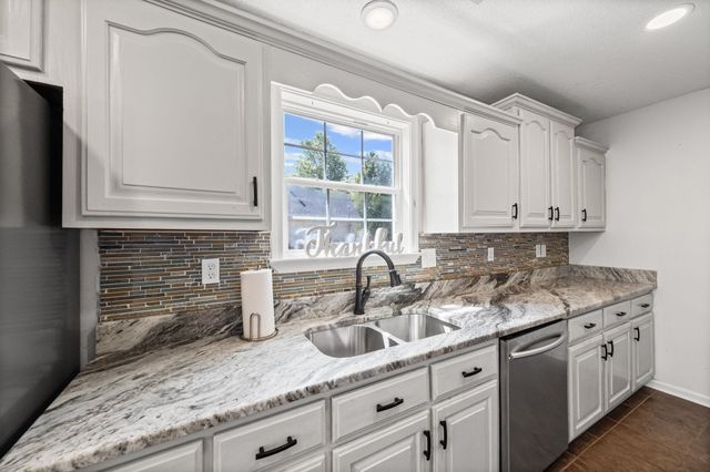 256 AZALEA DR, Atoka, TN 38004