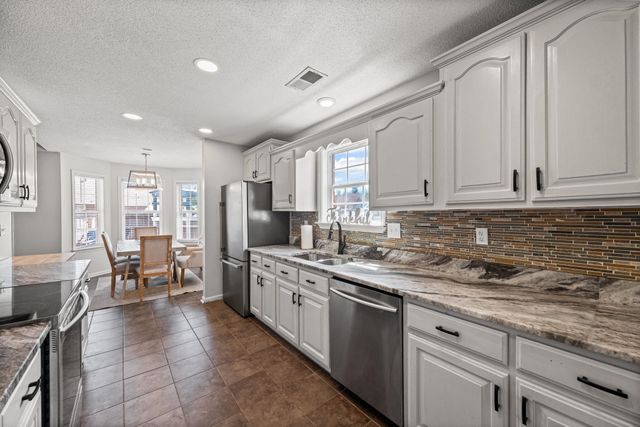 256 AZALEA DR, Atoka, TN 38004