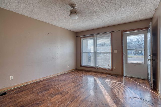 2524 E Riverside Drive, Evansville, IN 47714