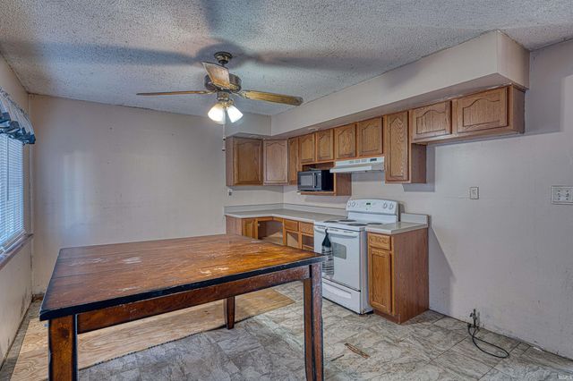 2524 E Riverside Drive, Evansville, IN 47714