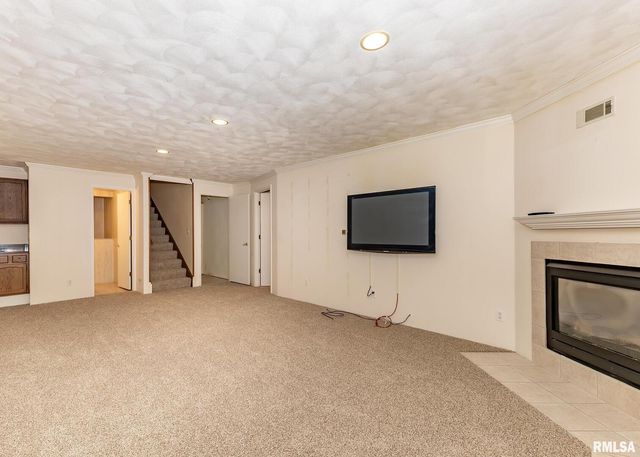 3407 41ST Street, Moline, IL 61265