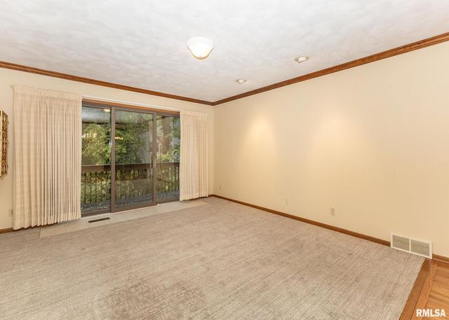 3407 41ST Street, Moline, IL 61265