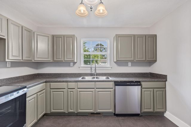 2500 SE Woodland Drive SE, Cleveland, TN 37323