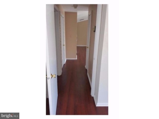 321 WALDEN CIR, Robbinsville, NJ 08691