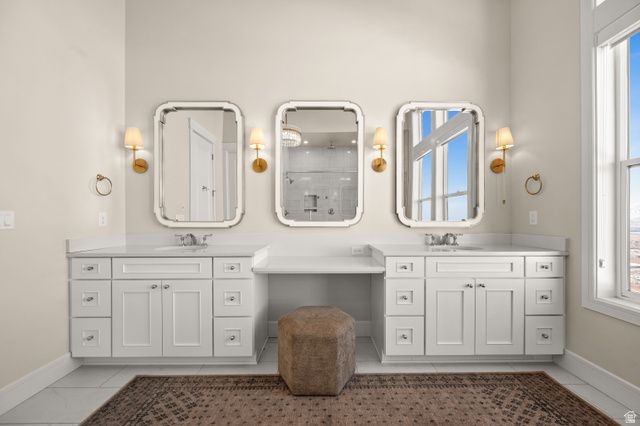 886 S WINTER LN, North Salt Lake, UT 84054