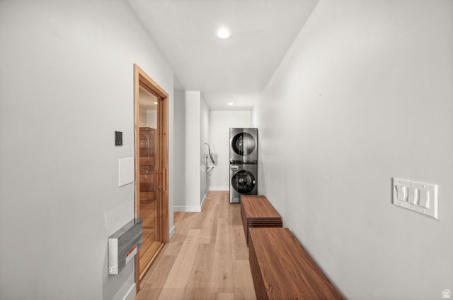 886 S WINTER LN, North Salt Lake, UT 84054