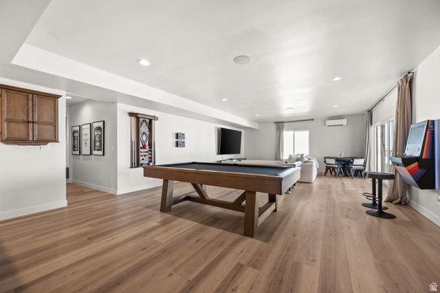 886 S WINTER LN, North Salt Lake, UT 84054