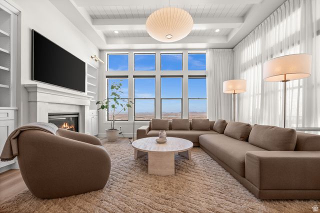 886 S WINTER LN, North Salt Lake, UT 84054