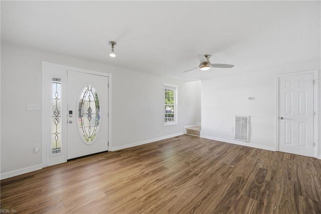 214 North St, Suffolk, VA 23434