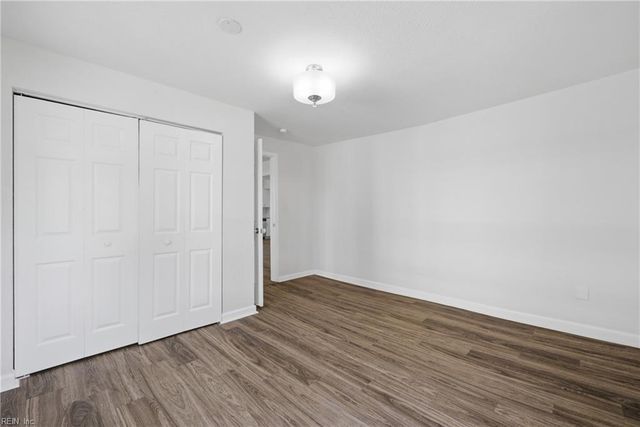214 North St, Suffolk, VA 23434