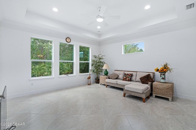 610 Southlake Drive, Ormond Beach, FL 32174