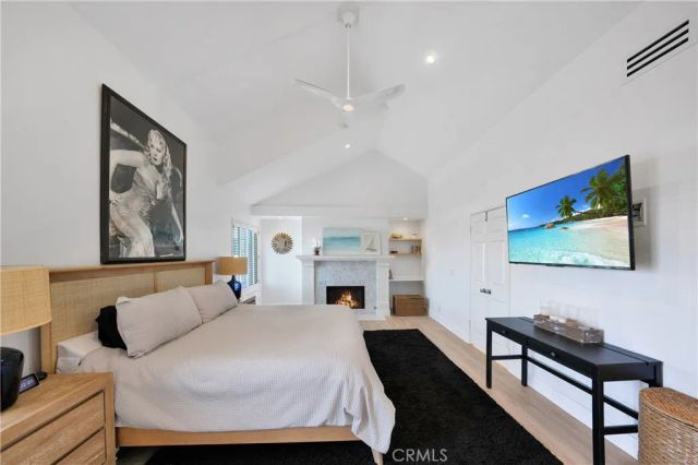 811 W 15th 2B, Newport Beach, CA 92663