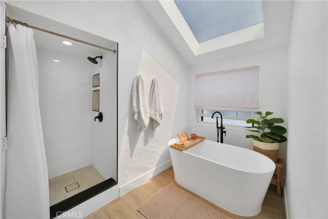 811 W 15th 2B, Newport Beach, CA 92663