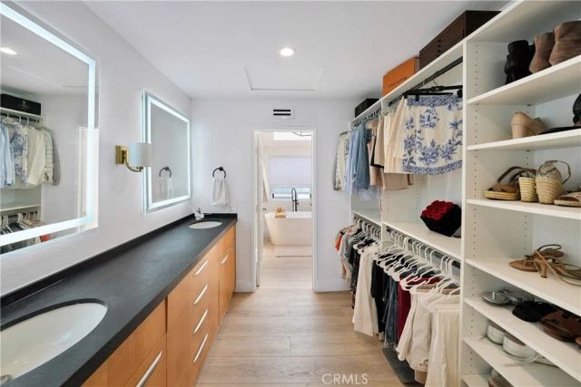 811 W 15th 2B, Newport Beach, CA 92663
