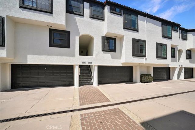 811 W 15th 2B, Newport Beach, CA 92663