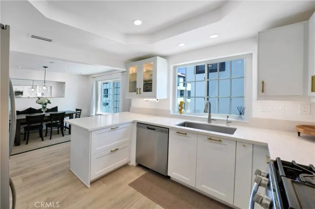 811 W 15th 2B, Newport Beach, CA 92663