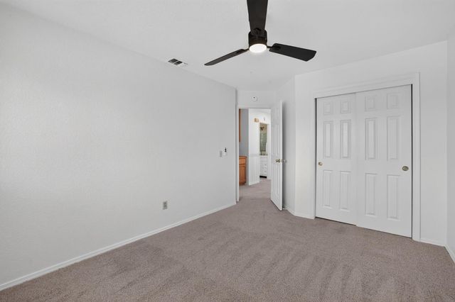 6111 Laguna Vale Way, Elk Grove, CA 95758