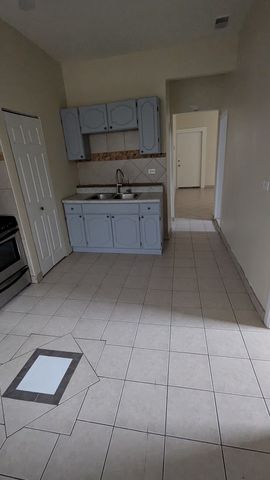 2636 W Division Street 3R, Chicago, IL 60622